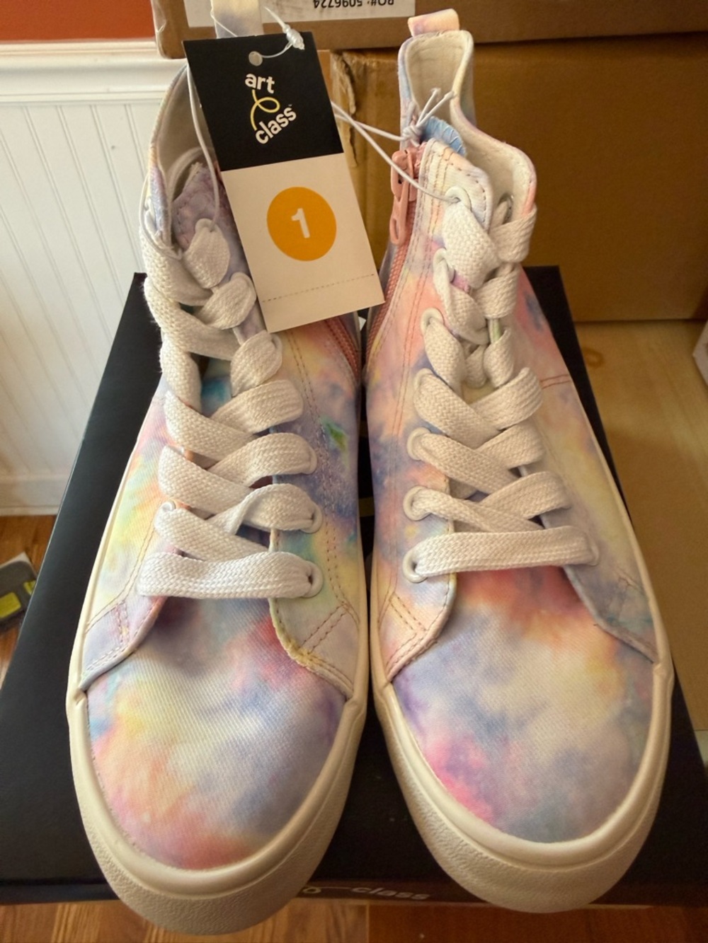 Girls New Art Class Tee High Top Sneakers Size 1 Multicolor Side Zip Lace Up